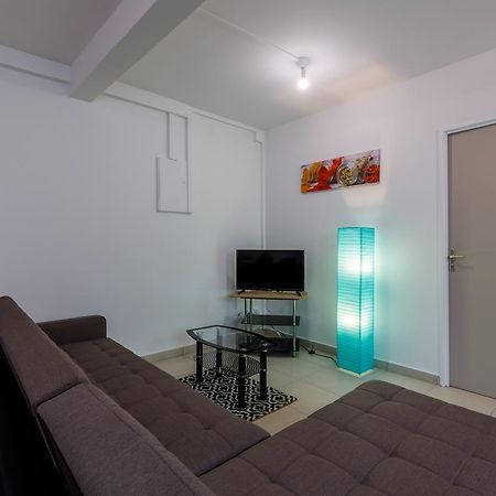 Le Bon Spot Appartements סיינט דניס מראה חיצוני תמונה