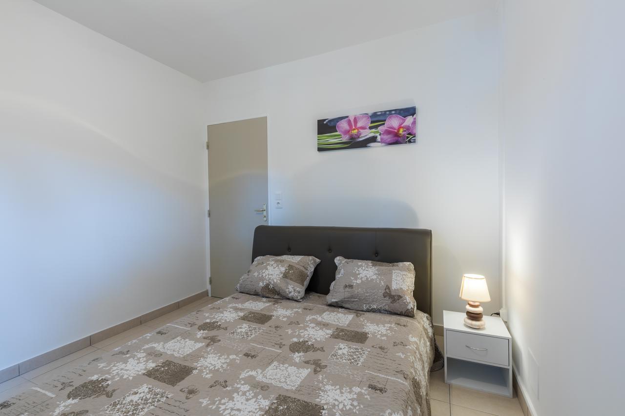 Le Bon Spot Appartements סיינט דניס מראה חיצוני תמונה