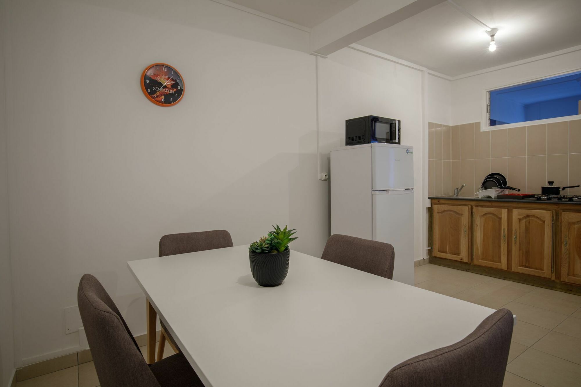 Le Bon Spot Appartements סיינט דניס מראה חיצוני תמונה